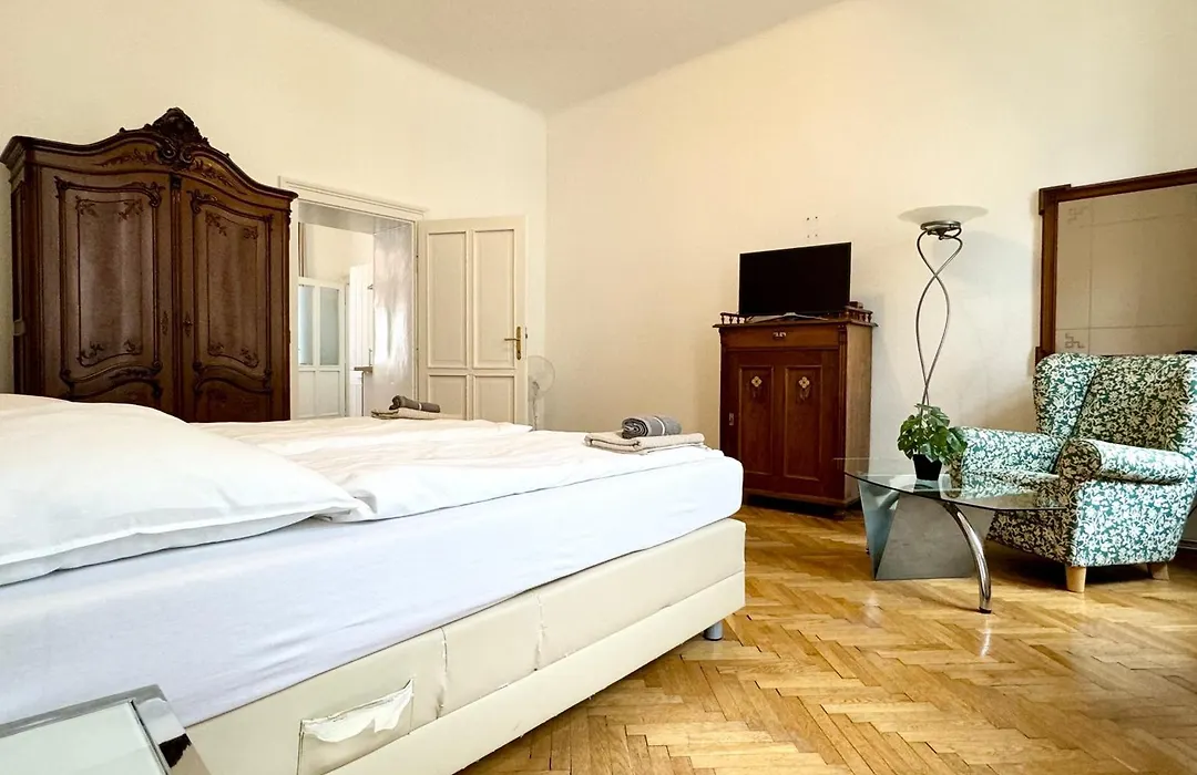 Cosy Located At Famous Kutschkermarkt Apartamento Viena